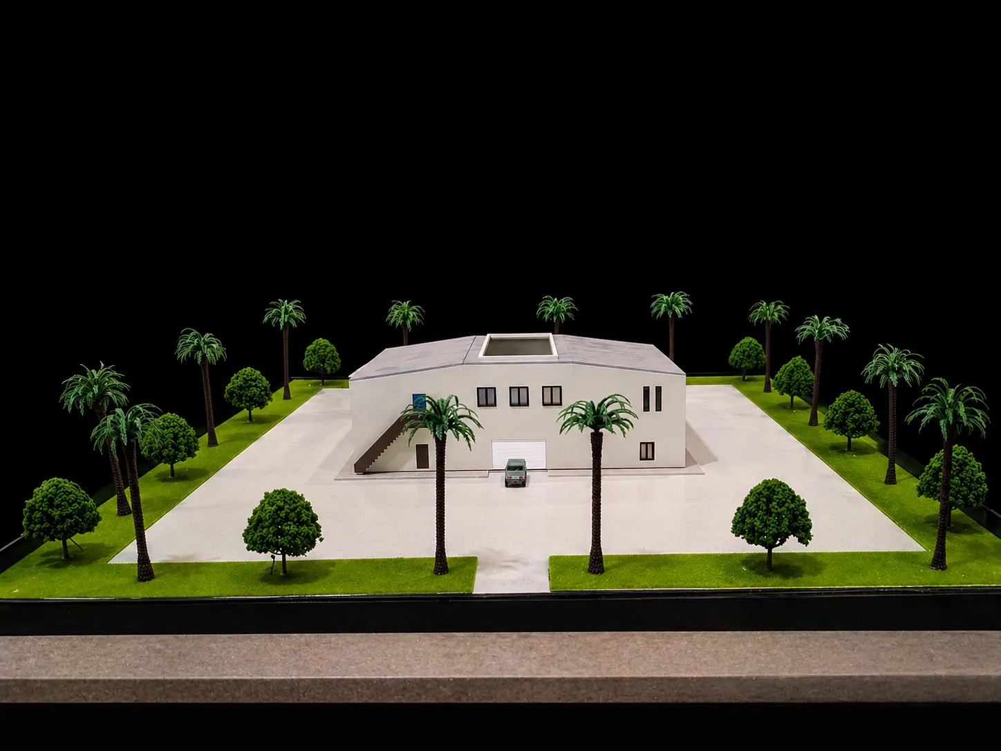 مشروع مركز صيانة